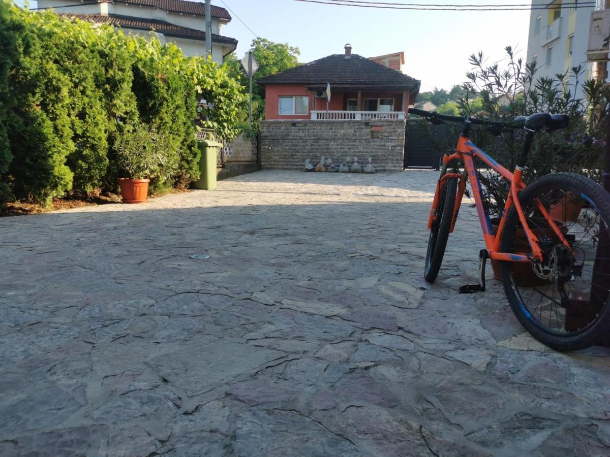 House Leyla Hotel Bihac Exterior photo