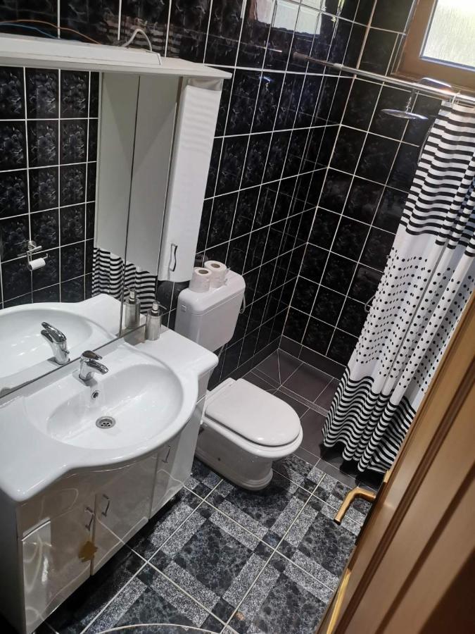 House Leyla Hotel Bihac Exterior photo